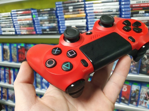 ОРИГИНАЛЬНАЯ КРАСНАЯ ПОДКЛАДКА DUALSHOCK 4 SLIM PRO ДЛЯ PS4