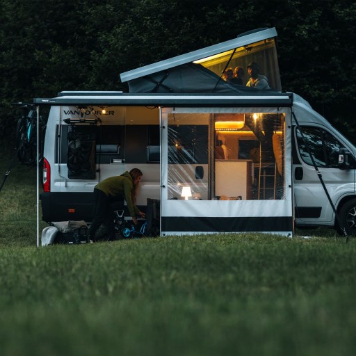 ŚCIANA PANEL PRZÓD THULE 3200 RAIN BLOCKER G2 DO MINIVANA 112xH185cm