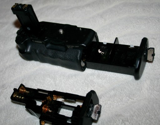 АККУМУЛЯТОРНАЯ РУЧКА CANON BG-E3