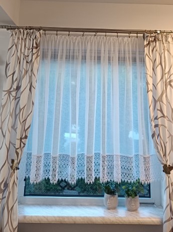 Мятая вуаль из гипса, 20 см, высота 180 см.