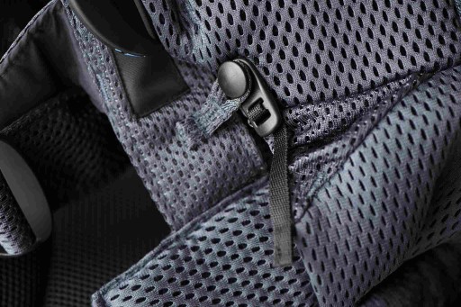 ПЕРЮЗИНКА BABYBJORN MOVE 3D MESH ТЕМНО-СИНИЙ до 12 кг