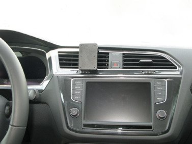 Держатель BRODIT ProClip для Volkswagen Tiguan 17-19