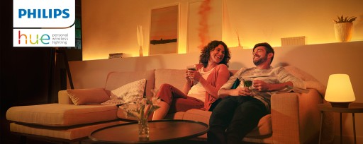 Умная лампа E27 PHILIPS HUE разноцветная белая ST72 продолговатая