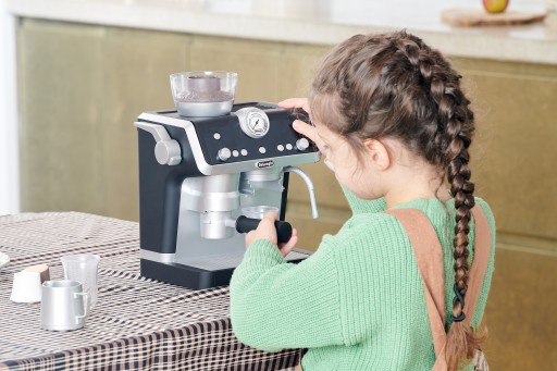 ИГРУШЕЧНАЯ КОФЕМАШИНА DELONGHI CASDON