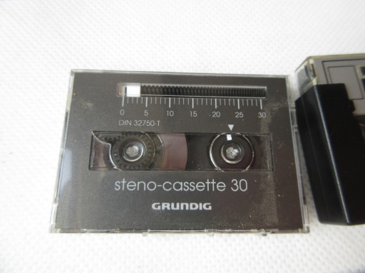 KASETY NOŚNIKI STENO CASSETTE GRUNDIG 30 DYKTAFON BDB STAN