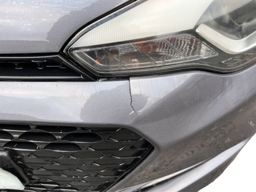 HYUNDAI i20 II ПЕРЕДНИЕ ЛАМПЫ V3G КАПОТА