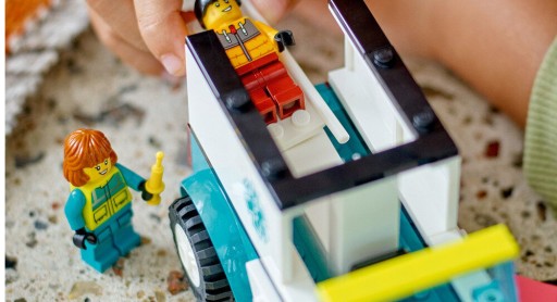 LEGO 60403 Городская скорая помощь и сноубордист
