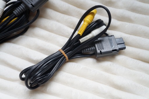 AV-кабель NINTENDO NES SNES GameCube N64 Original