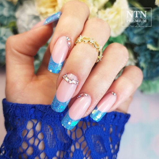 10 гибридных лаков PREMIUM HYBRID POLISH и т. д.