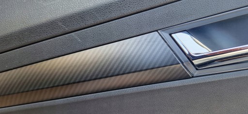 SKODA KAROQ SPORTLINE СВЕТОДИОДНЫЕ БОКОВИНЫ КАК НОВЫЕ