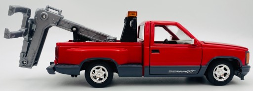 GMC Sierra GT пикап 1992 Эвакуатор 1:24 Motormax 75348