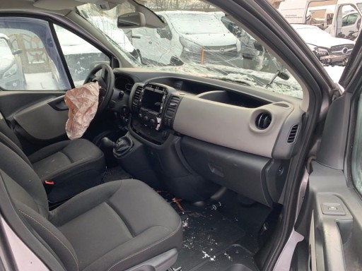TRAFIC III VIVARO B NISSAN NV300 ПРАВАЯ СТОРОНА 2019