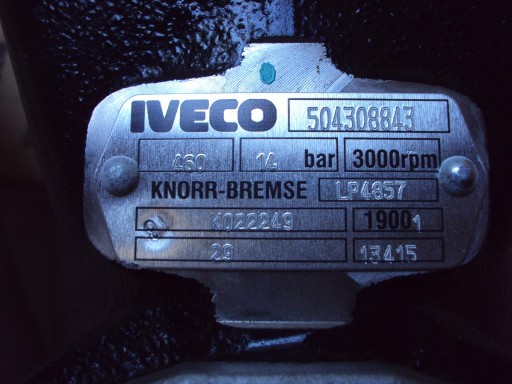 ВОЗДУШНЫЙ КОМПРЕССОР IVECO TRAKKER, STRALIS 504308843