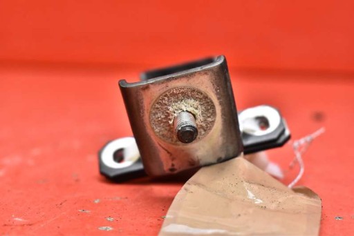 ПЕТЛЯ ЗАДНЕЙ ОТКРЫТКИ M07338R RENAULT MEGANE 3 III 5D HB 11R