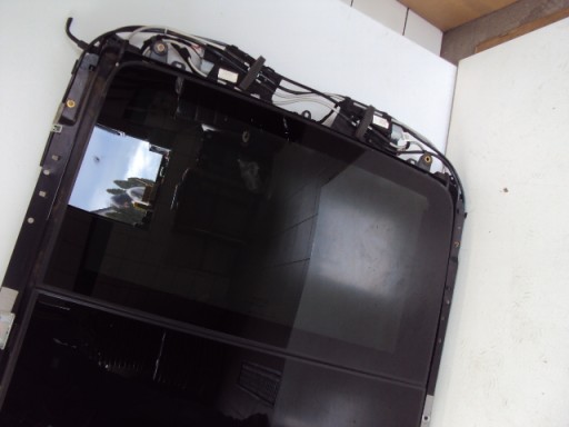 Люк панорамной крыши Jeep Cherokee WK2 14-