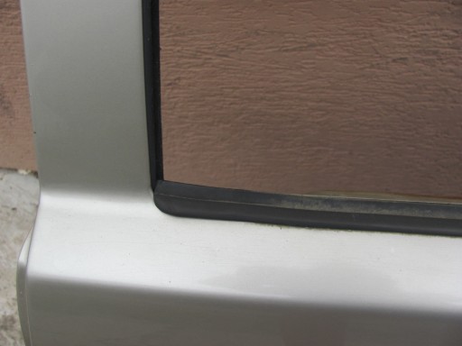 Mercedes W201 190 Дверь задняя левая