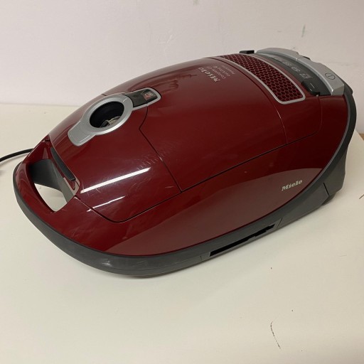 ПЫЛЕСОС-ПЫЛЕСОС MIELE COMPLETE C3 BAG CAT&DOG FLEX POWER LINE 890W