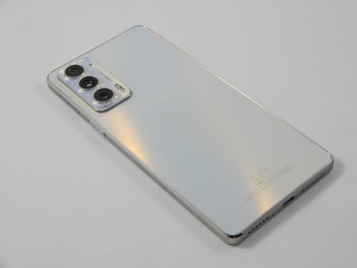MOTOROLA EDGE 20 5G XT2143-1 8/128 ГБ БЕЛЫЙ НАБОР