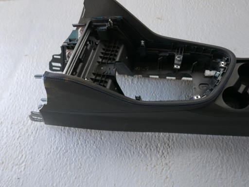 BMW F45 F46 ЦЕНТРАЛЬНЫЙ ПОДЛОКОТНИК