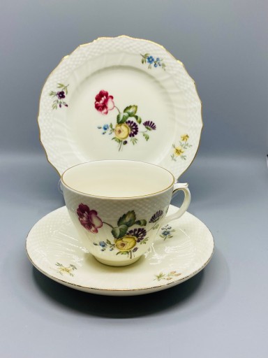 Royal Copenhagen 1951 - 1960. Цветочный набор для завтрака. Фрийсенборг.