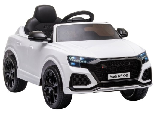 Автомобиль Audi RS Q8 на аккумуляторе для трехлетнего ребенка