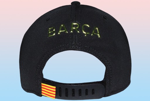 МУЖСКАЯ БЕЙСБОЛКА FC BARCELONA FCB ЧЕРНАЯ С ЗОЛОТЫМ ГЕРБОМ