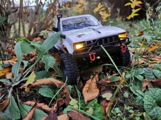 WPL C-24 4WD ВНЕДОРОЖНЫЙ АВТОМОБИЛЬ С ДИСТАНЦИОННЫМ УПРАВЛЕНИЕМ
