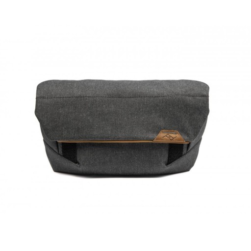 Сумка Peak Design Field Pouch Charcoal v2 Graphite