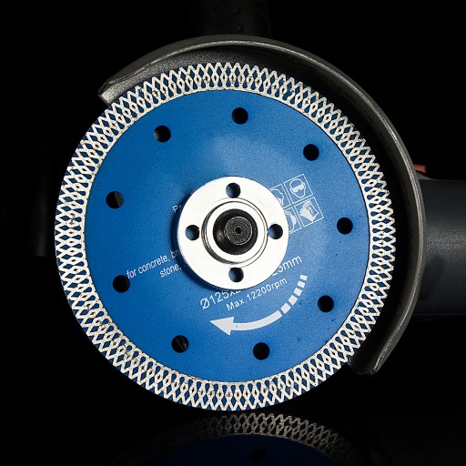 АЛМАЗНЫЙ ДИСК ДЛЯ РЕЗКИ ПОГРЕНОВОЙ ПЛИТКИ 125MM PRO