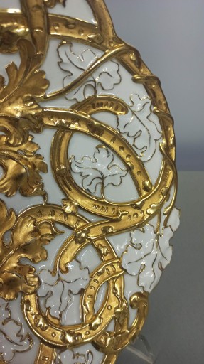 PATERA MIŚNIA MEISSEN BOGATA W SATYNOWE ZŁOCENIA