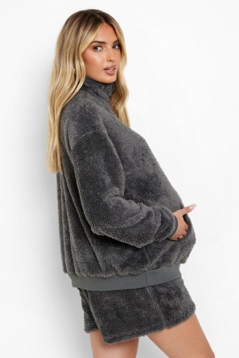 Boohoo Maternity Серые шорты с флисом XS