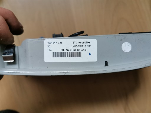 AUDI A6 C7 ЛАМПА ОСВЕЩЕНИЯ ПОТОЛКА 4G0947135