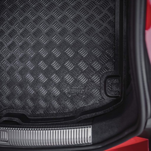 Вставка в коврик в багажник Toyota Yaris Cross с 2021 года, один пол багажника,