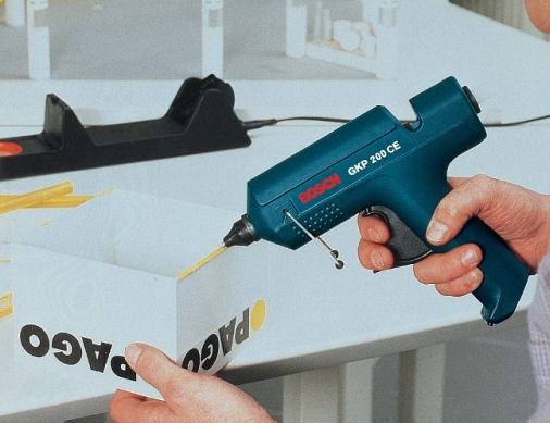 ГОРЯЧИЙ КЛЕВОЙ ПИСТОЛЕТ GKP 200 CE BOSCH