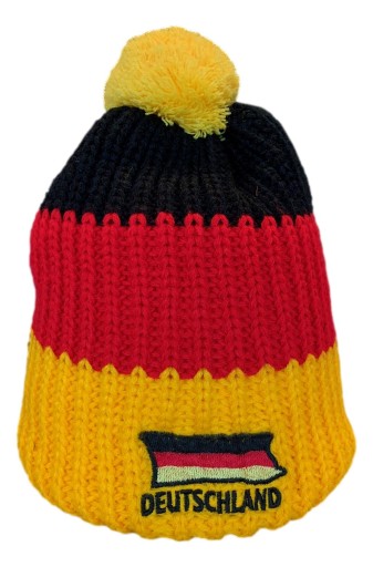 CZAPKA ZIMOWA NIEMCY POMPON
