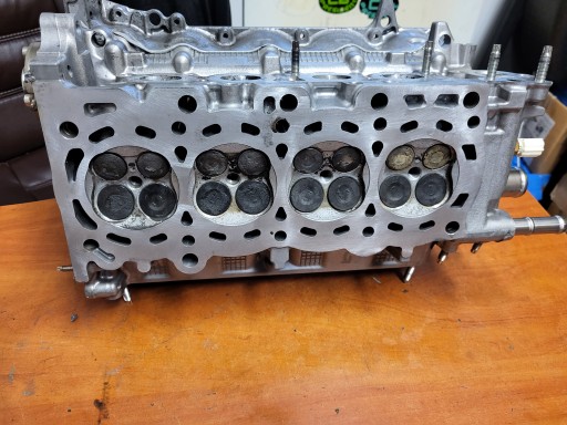 ГОЛОВКА TOYOTA YARIS AURIS 1.33 1NR-FE 11201-47070