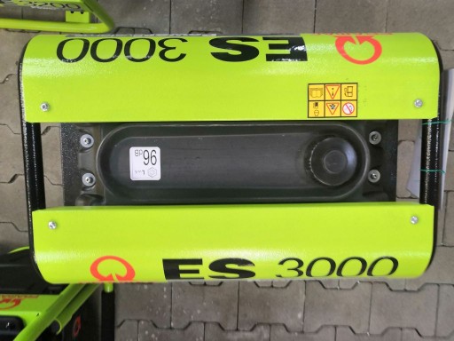 Agregat prądotwórczy Pramac ES3000 2600 W