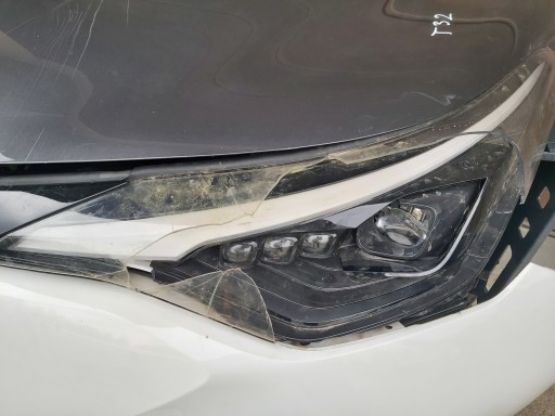 Toyota C-HR Lift 2.0 GR Sport Фары переднего бампера капота радиаторы