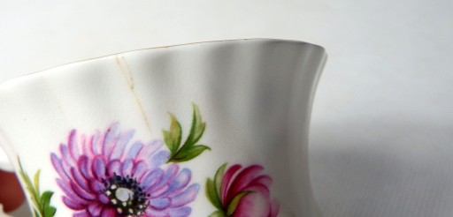 ROYAL ALBERT FLOWERS МАРТ АНГЛИЯ СТАРАЯ ЧАШКА
