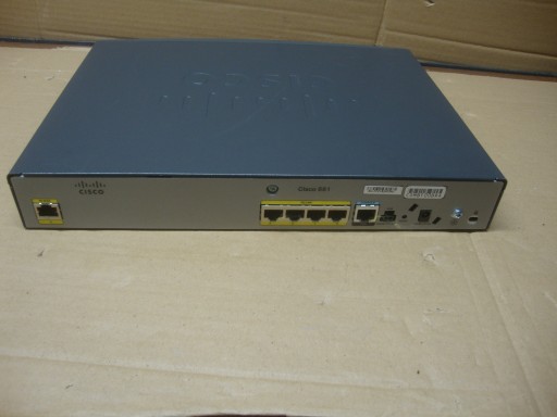 Маршрутизатор Cisco 800 881