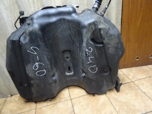VOLVO S60 2.4D 02' ТОПЛИВНЫЙ БАК