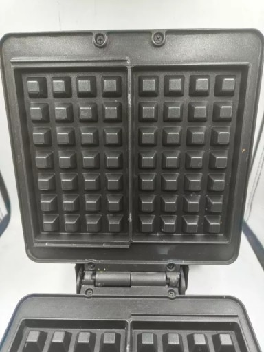 MPM MGO-24 Black 1400 W Описание