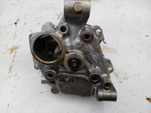 TOYOTA 2.5i A25A 15100-25032 МАСЛЯНЫЙ НАСОС