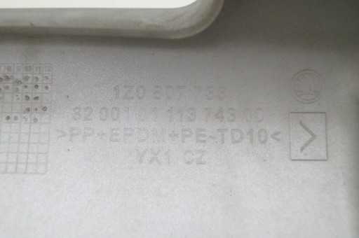 SKODA OCTAVIA II 1Z0 SCOUT 04- SPOILER DOKŁADKA