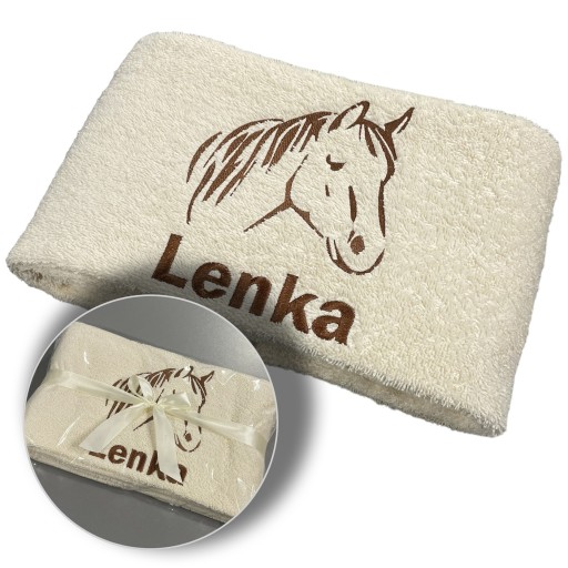 PERSONALIZOWANY RĘCZNIK Z HAFTEM 70X140CM GRAFIKA KOŃ Z IMIENIEM 500G