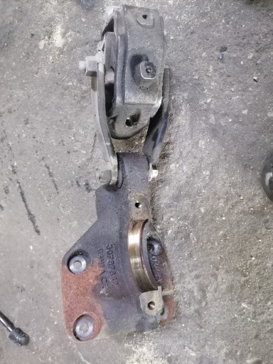 ОПОРА ВАЛА VOLVO XC60 30787842