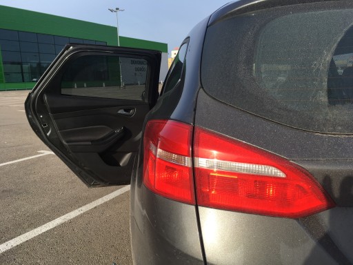 Zasłonki dedykowane Ford Focus MK3 hatchback 2 szt