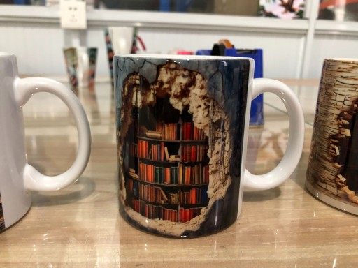 3D керамическая кружка с книжной полкой
