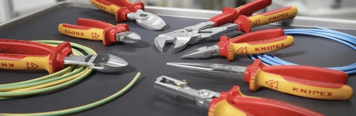 KNIPEX 86 03 400 Ключ для плоскогубцев в одном инструменте