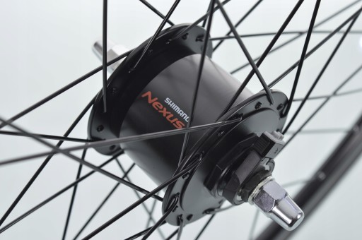 ВЕЛОСИПЕДНОЕ КОЛЕСО 26 ПЕРЕДНИЙ ГЕНЕРАТОР SHIMANO ALU ЧЕРНЫЙ
